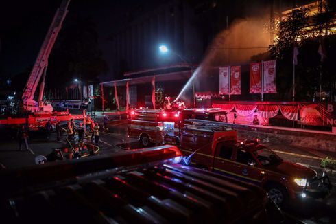 Kronologi Kebakaran 11 Jam di Kejagung, Api Terlihat Sabtu Malam dan Padam Minggu Pagi