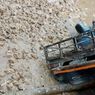 Pikap Masuk Sungai gara-gara Nekat Lintasi Jembatan Rusak, Ratusan Ekor Ayam Mati