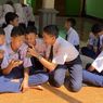 Sekolah di Malang Mulai Batasi Penggunaan Gawai dan Medsos, Siswa Melanggar Diberi Sanksi
