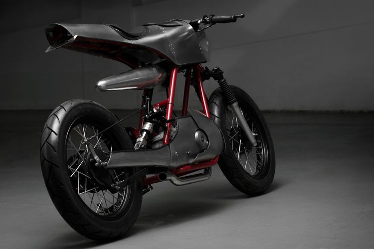 Motor custom Honda Super Cub 90 bergaya cafe racer karya mahasiswa asal Taiwan