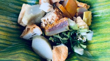 Moncong Sapi Dijadikan Makanan? Ini Dia Rujak Cingur Khas Surabaya