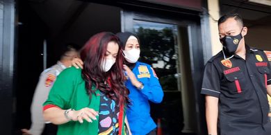 Jennifer Jill Direhabilitasi tapi Dijerat dengan Tambahan Pasal