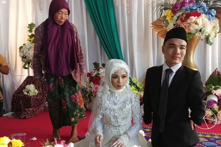 Suasana Resepsi pernikahan Untung dan Dewi(KOMPAS.COM/IDHAM KHALID)