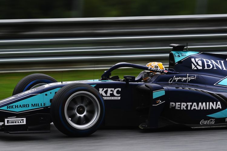 SPIELBERG, AUSTRIA - JULY 11:  Sean Gelael of Indonesia and DAMS (1) drives on track  during the feature race for the Formula 2 Championship at Red Bull Ring on July 11, 2020 in Spielberg, Austria. (Photo by Clive Mason - Formula 1/Formula 1 via Getty Images)