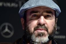 Cantona Ungkit Kembali Kisah Tendangan Kungfu-nya