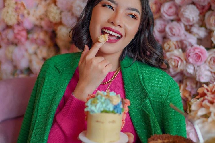 Food vlogger Mgdalenaf