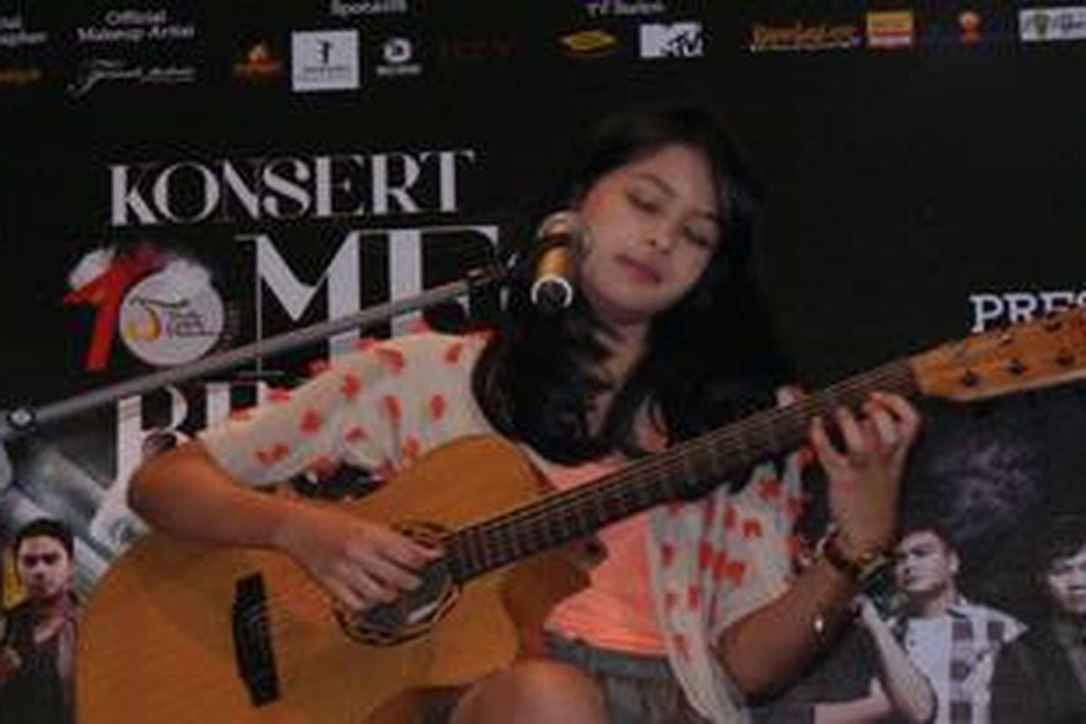 Maudy Ayunda