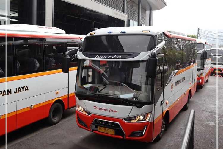Bus baru PO Harapan Jaya