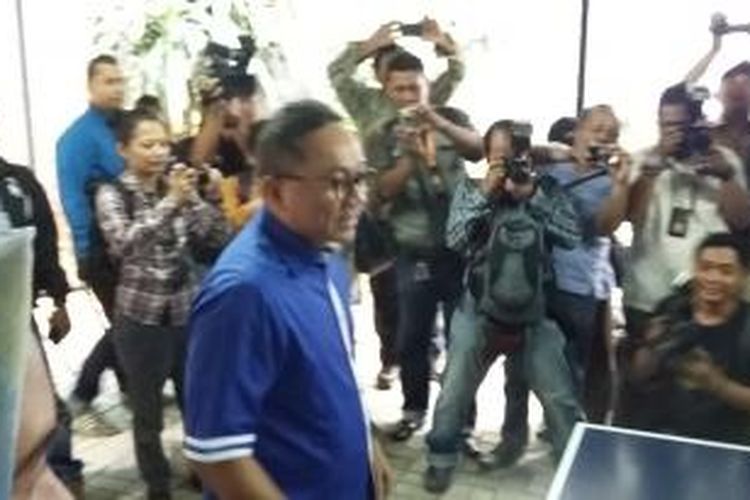 Ketua Umum PAN Zulkifli Hasan, saat ditemui di Kantor DPP PAN, Jalan Senopati, Jakarta Selatan, Kamis (23/7/2015).