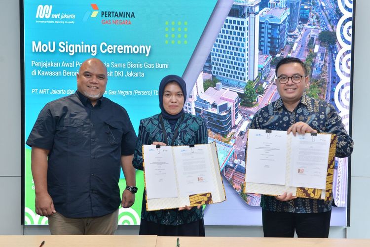 PT Perusahaan Gas Negara (PGN) menandatangani Memorandum of Understanding (MoU) dengan PT MRT Jakarta untuk bekerjasama memperluas pemanfaatan jaringan gas kota di sepanjang jalur Kawasan Berorientasi Transit atau Transit Oriented Development (TOD) MRT di Jakarta, Selasa (20/02/2024).