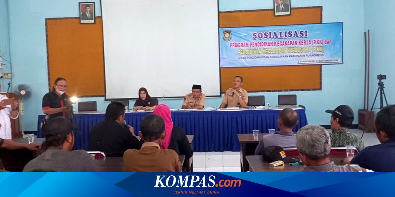 Pernah Jadi Sekolah Rakyat, SDN Gesikan Terdampak "Regrouping", Warga Geruduk Kantor Dindikbud Purworejo - Vimarsana News