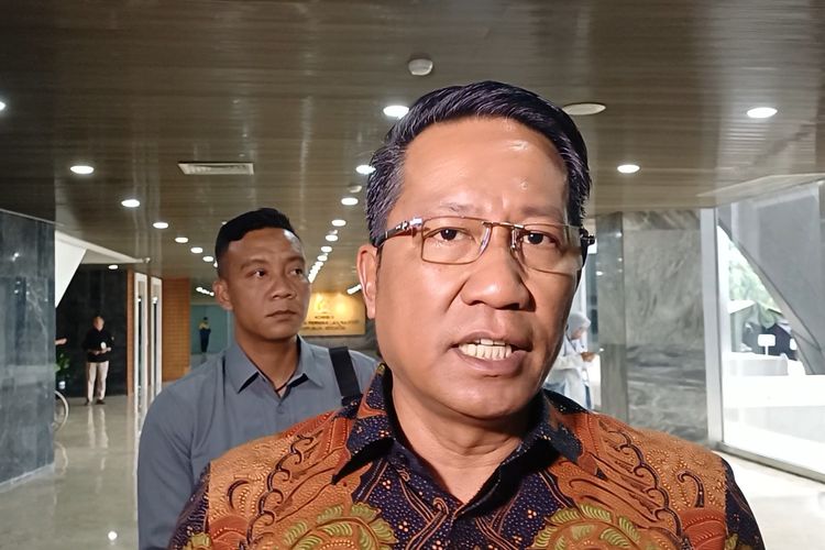 Menteri Hukum Supratman Andi Agtas saat ditemui di Kompleks Parlemen, Senayan, Jakarta (30/9/2025).