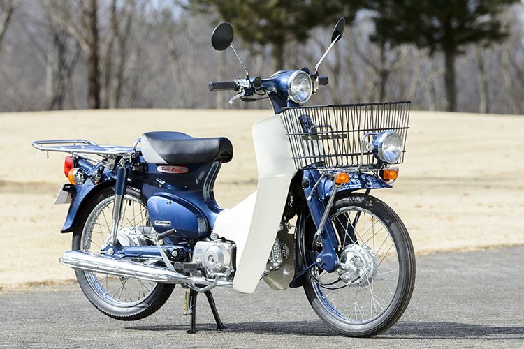 5 Motor Bebek Honda yang Dibuat Khusus Pak Pos dan Loper Koran