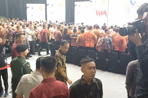 Jokowi Hadiri Peringatan Hari Antikorupsi Sedunia, Duduk di Samping Ketua KPK
