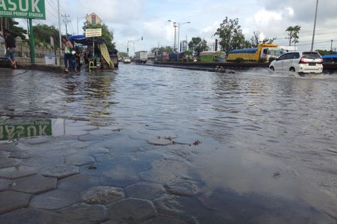 Banjir Rob Genangi Pantura Semarang