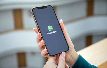 Waspada! Modus Kejahatan dengan Motif Video Call Seks WhatsApp ...
