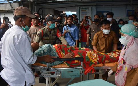 Five Dead, 24 Receiving Intensive Treatment after Gas Well Burst on Indonesia's Sumatera Island