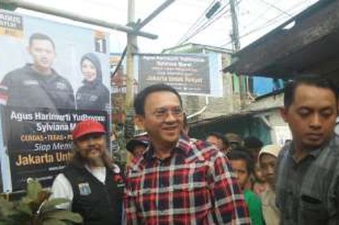 Lihat Banyak Poster Agus, Ahok Minta Maaf Tak Ikut Pasang Stiker