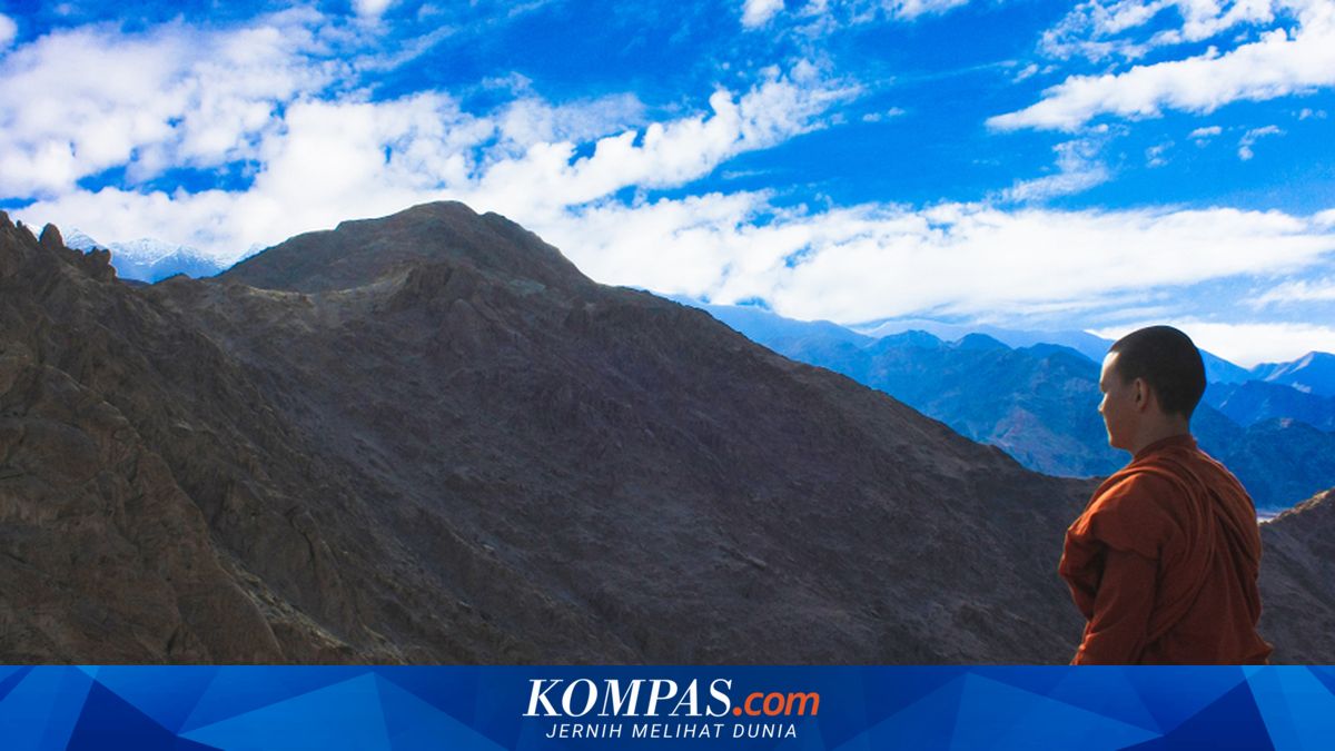 Sosok Ven Ajahn Siripanyo, Putra Miliarder Malaysia yang Pilih Lepas Warisan dan Jadi Biksu