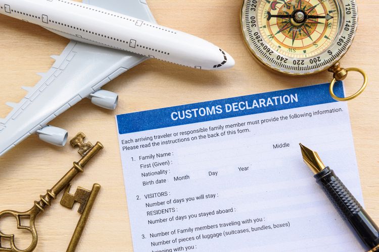 Ilustrasi Customs Declaration