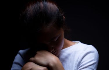 Overthinking lantaran Pasangan Selingkuh? Ini Cara Meredakannya ...