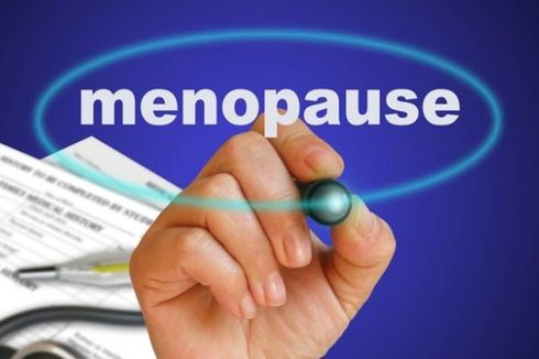 8 Gejala Menopause, Haid Tak Teratur hingga Hot Flashes 
