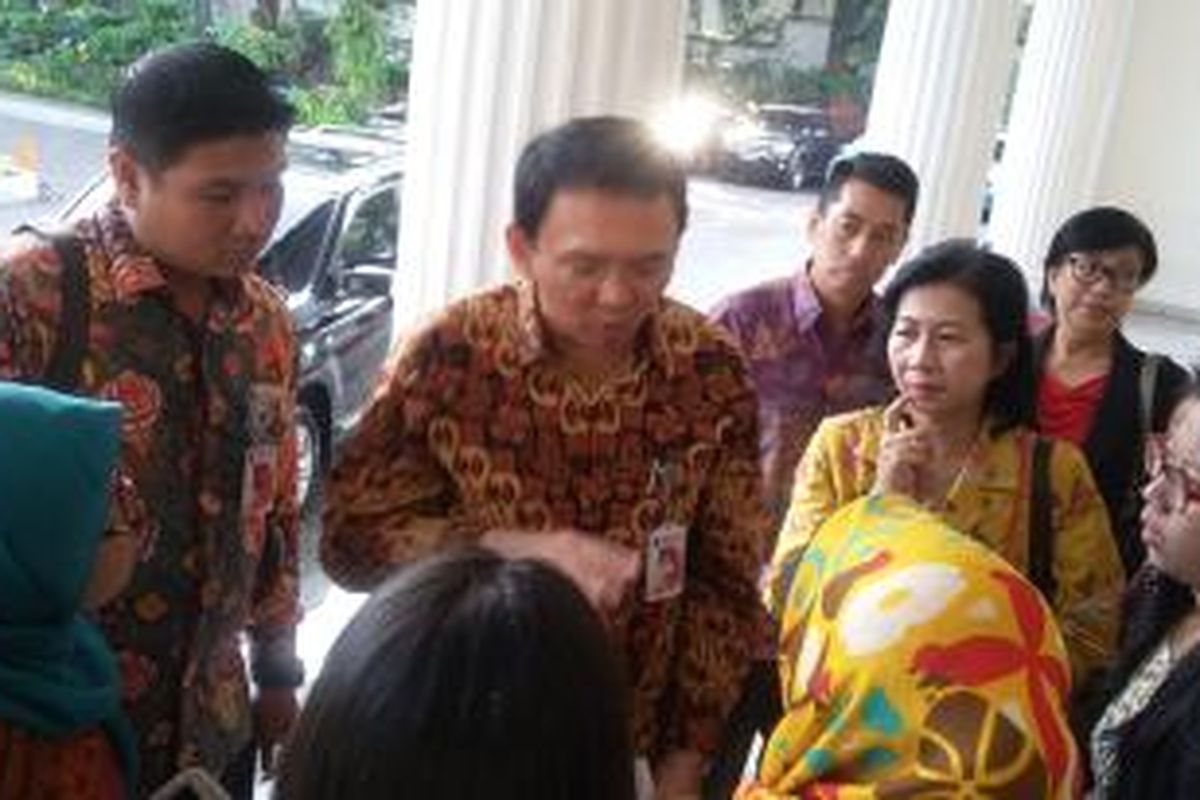 Gubernur DKI Jakarta Basuki Tjahaja Purnama marah-marah dengan warga Pinangsia Jakarta Barat, di Balai Kota, Rabu (3/6/2015) pagi. 
