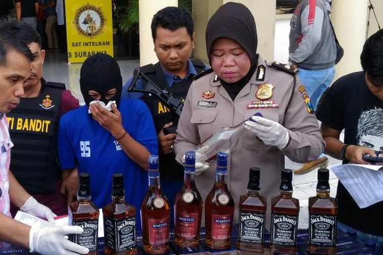 Barang bukti miras impor disita Polrestabes Surabaya