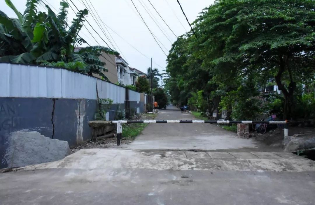 Tembok Bentuk Protes Warga Pondok Bambu Terkait Masalah Banjir Dibongkar, Ini Hasil Kesepakatannya