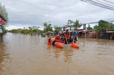 Cerita Tim SAR Evakuasi Penderita Stroke yang Terjebak Banjir di Sorong