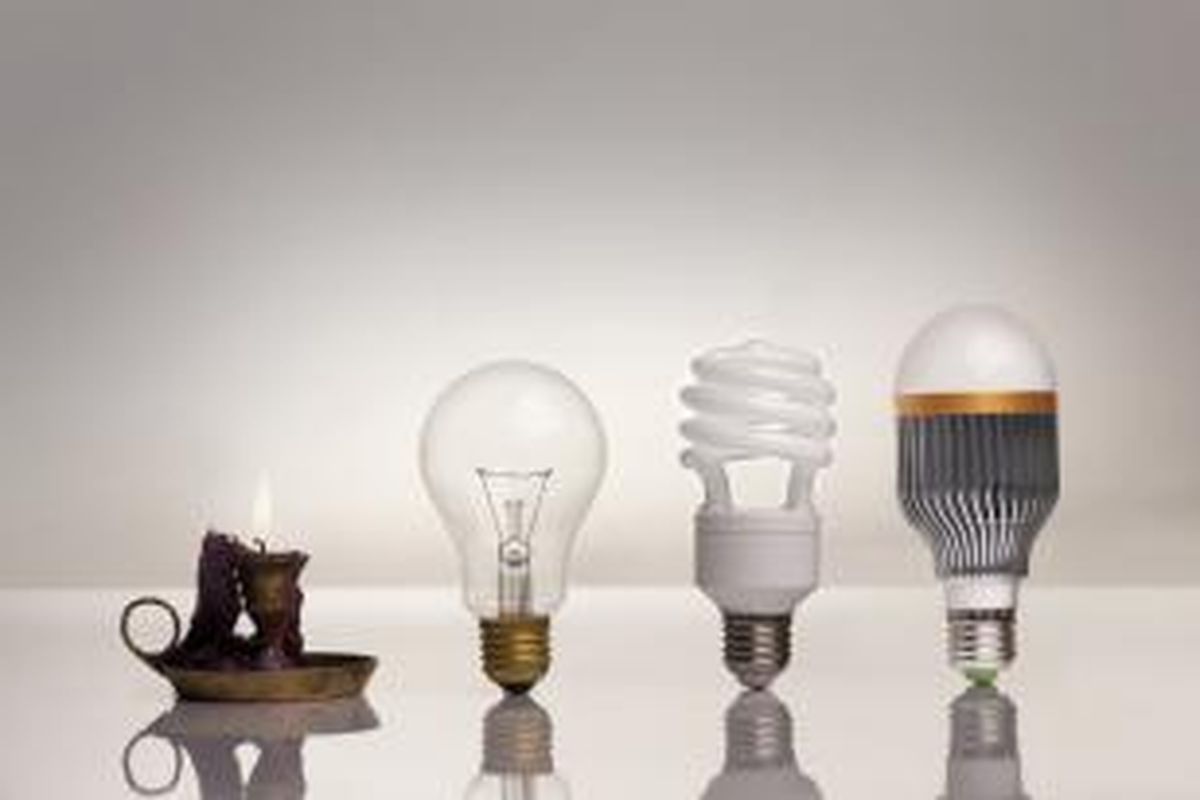 Dengan lampu baru yang hemat energi, biaya pembayaran tagihan menjadi Rp 8 miliar perbulan. Sebelumnya, setiap bulan, DKI Jakarta membayar listrik Rp 17 miliar perbulan. 