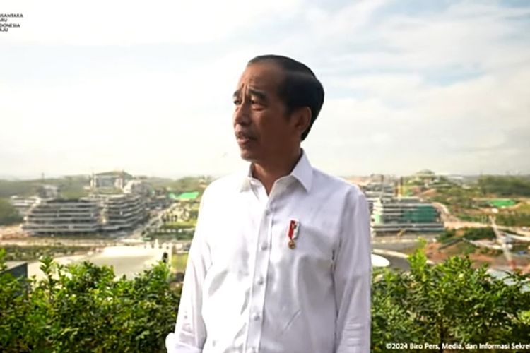 Hari Kedua Berkantor Di IKN, Jokowi Sarapan Soto Dan Bubur Ayam