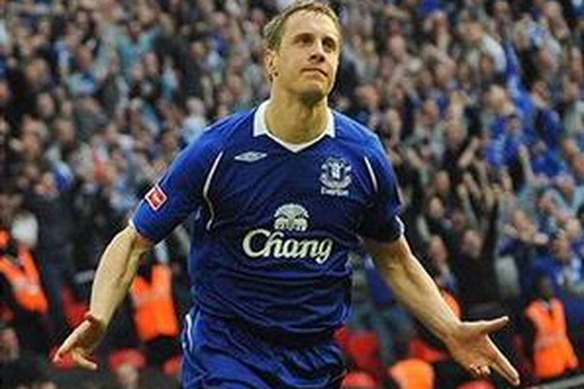 Bek tengah Everton, Phil Jagielka.