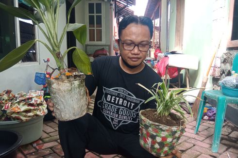 Choirul Anwar Sulap Limbah Popok Jadi Pot Bunga hingga Pupuk Cair
