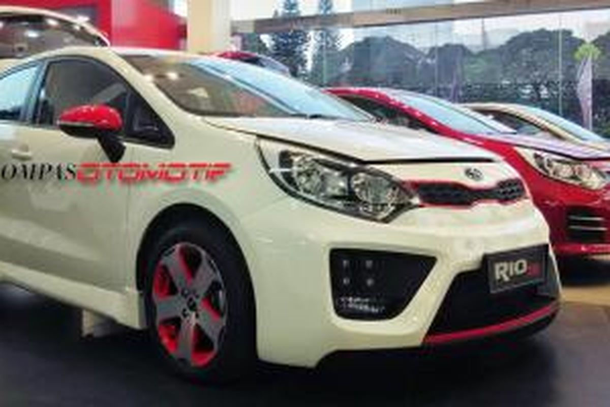 Kia New Rio SSR versi diler utama Jawa Barat, Siloam Motor resmi diluncurkan, Jumat (4/7/2015).