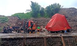Mengapa Longsor Bantargebang Terjadi Berulang? KLH Soroti Bahaya Open Dumping