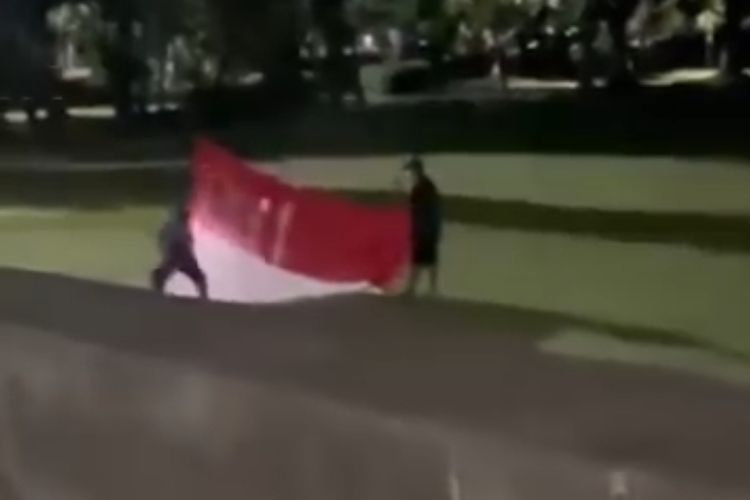 Coret Bendera Merah Putih, 2 Pemuda di Bali Dituntut 6 Bulan Penjara