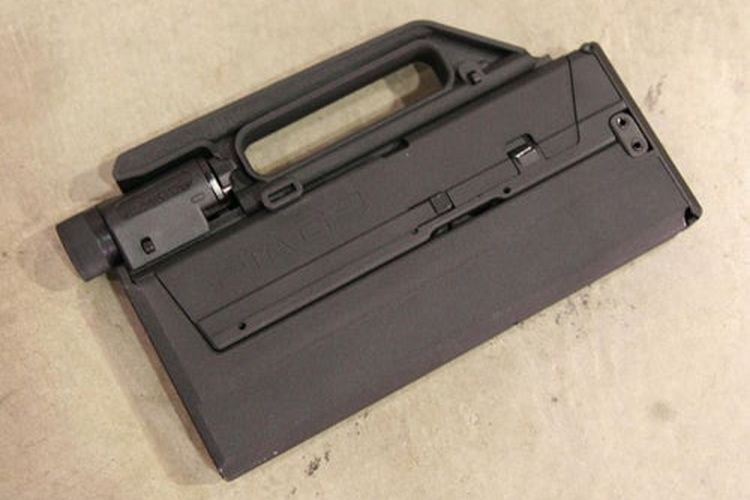 Senjata api aneh berbentuk kotak, Magpul FMG9. [Via Outdoorlife.com]