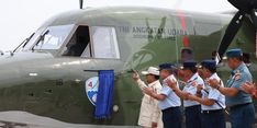 Prabowo Sebut Pesawat Produksi Indonesia Diminati Banyak Negara