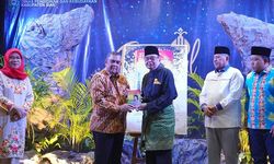 Wakil Gubernur Riau Apresiasi Buku Terbaru Datuk OK Nizami Jamil