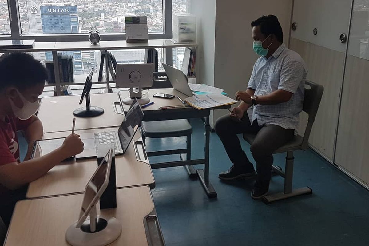 Suasana pembelajaran di Noble Academy, Jakarta, yang diperuntukan khusus bagi anak-anak dengan kecerdasan di atas rata-rata.