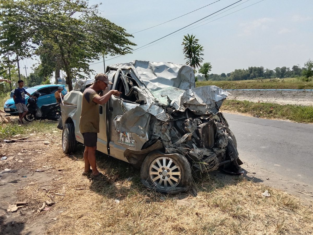 Kronologi Kecelakaan Kereta Api Vs Mobil di Jombang yang Menewaskan 6 Orang