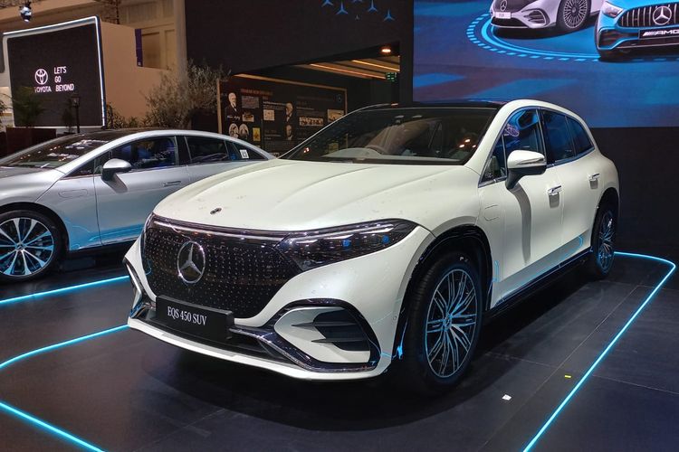 Bahas Mobil Listrik Mercedes-Benz EQS SUV di GIIAS 2023