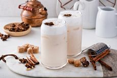 Resep Es Teh Susu Rempah, Bikin Stok Minuman Dingin di Kulkas 