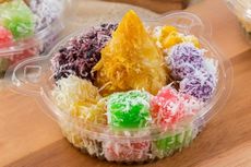 Cara Penjual Kue Tradisional Indonesia Bersaing dengan Kue Modern 