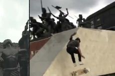 Video Viral Remaja Bermain Skateboard di Monumen Gerbong Maut Bondowoso, Satpol PP Beri Sanksi