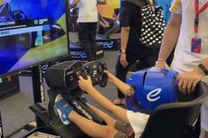 Rasakan Sensasi Balap Formula E di Jakarta Pakai Simulator