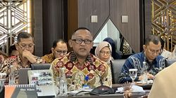 Curhat ke DPRD DKI, Kasatpol PP Ungkap Anggotanya Alami Tensi Tinggi karena Beban Kerja