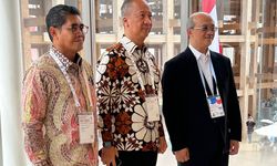 Pakai Batik di World Expo Osaka, Menperin Tunjukkan Cinta Produk Dalam Negeri