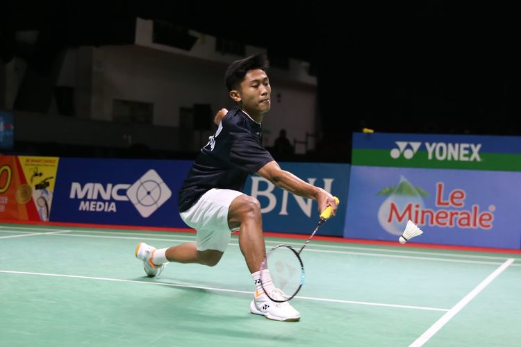 Tunggal putra Prahdiska Bagas Shujiwo saat pertandingan Indonesia Masters 2023 di JX Expo Surabaya, Jawa Timur, (24/10/2023).